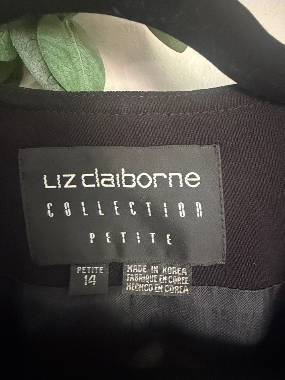 Liz Claiborne Black Collarless Open-Front Blazer - Picture 2 of 2
